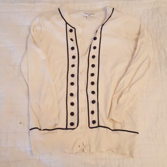 Banana Republic Sweaters - Banana Republic Cardigan